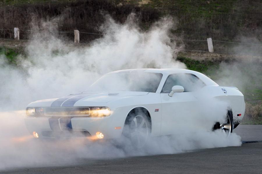  Dodge Challenger SRT8 392 2011 года  (фото 28 из 115)